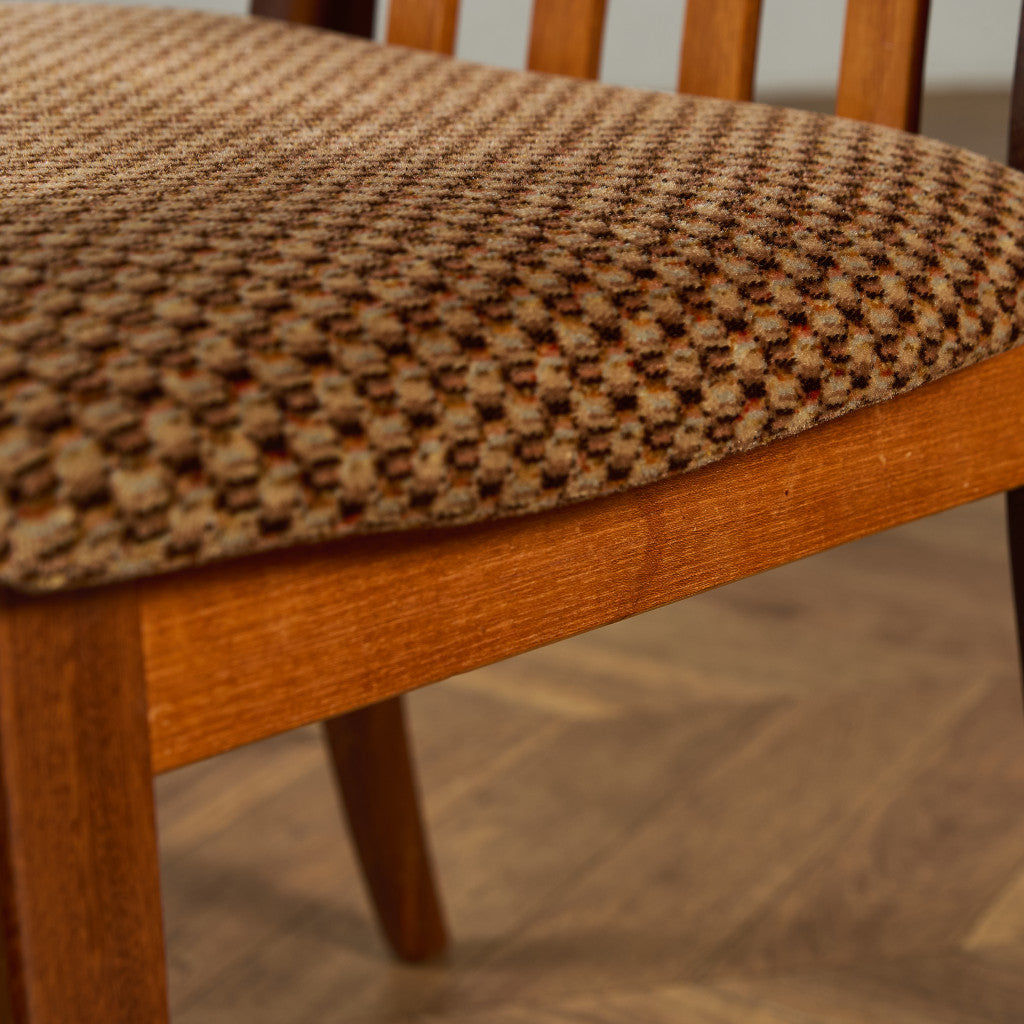 スラットバックチェア (4540)