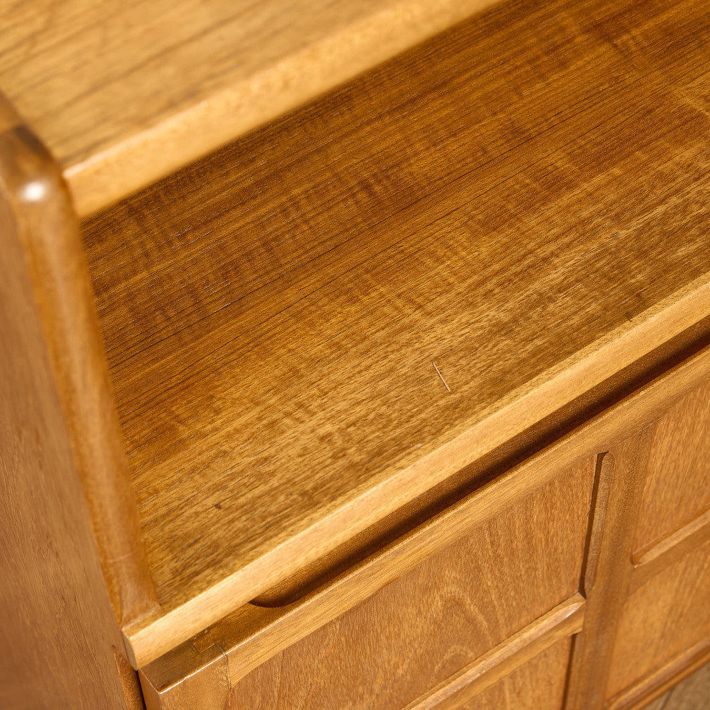 十字扉 ヴィンテージ キャビネット