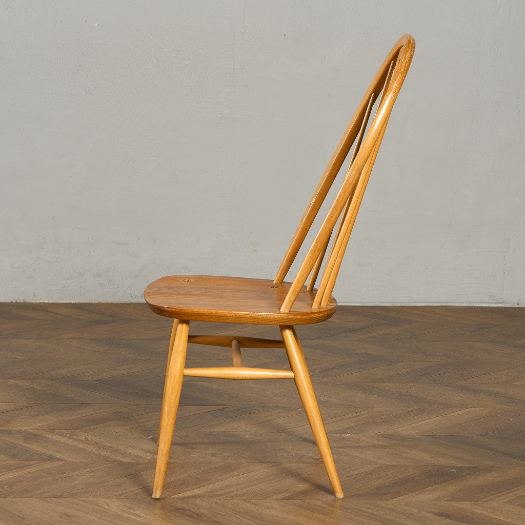 スワンバックチェア