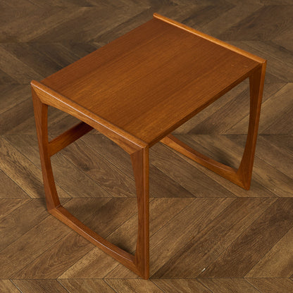 Quadrille ヴィンテージ ネストテーブル