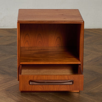 Fresco ナイトテーブル