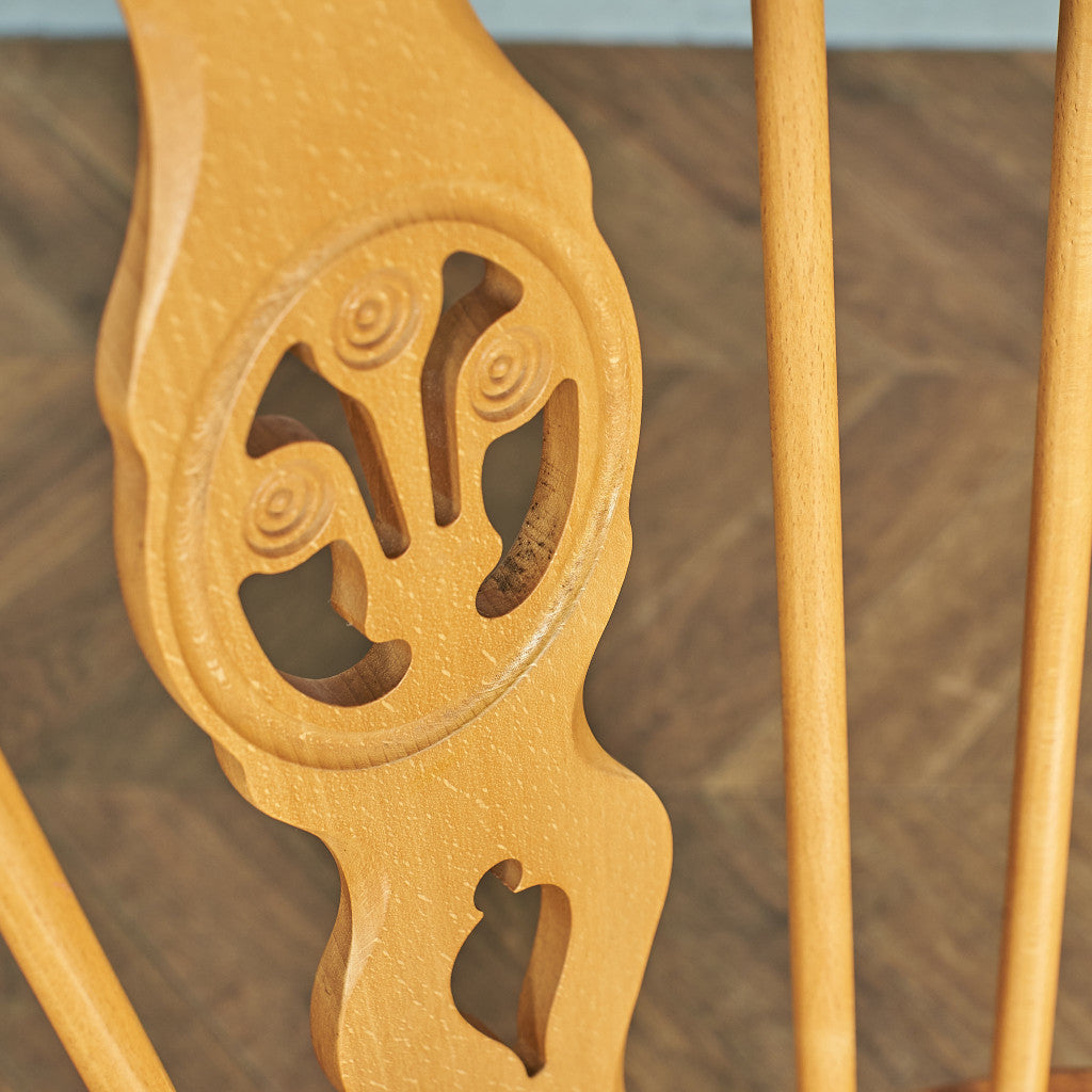 シスルバックチェア