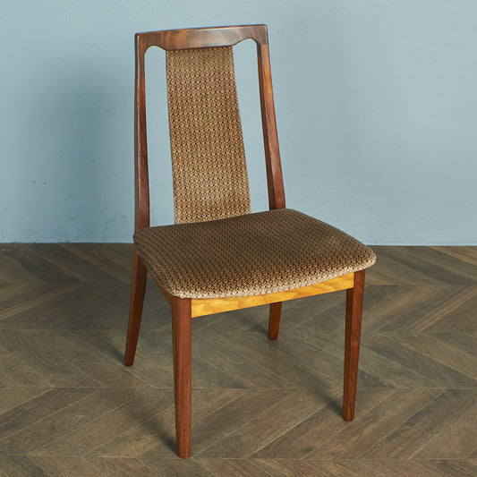 Fresco パッドバックダイニングチェア(Carver Chair 4566D)
