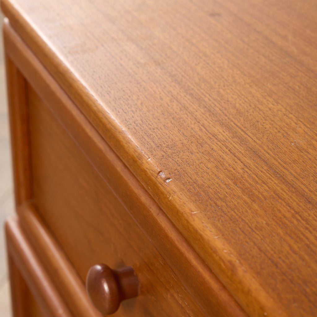 Albany ヴィンテージ 2段サイドチェスト (2673D)