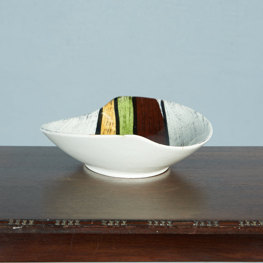 German Art Pottery プレート