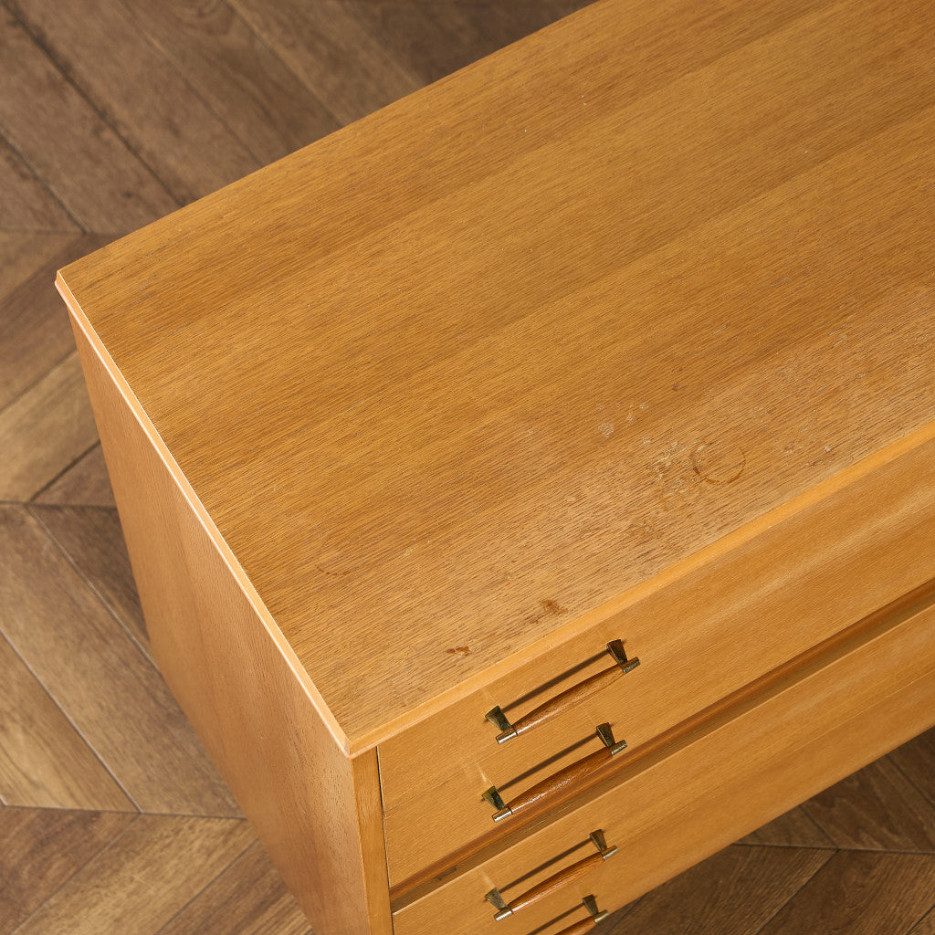 ヴィンテージ 4段 チェスト