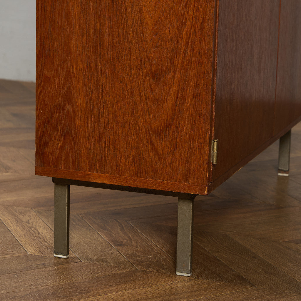 英国 ヴィンテージ キャビネット