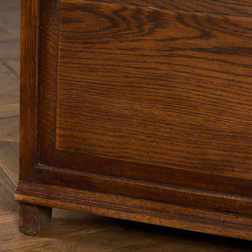 英国 クラシック キャビネット