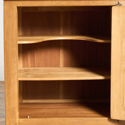 英国 クラシック キャビネット