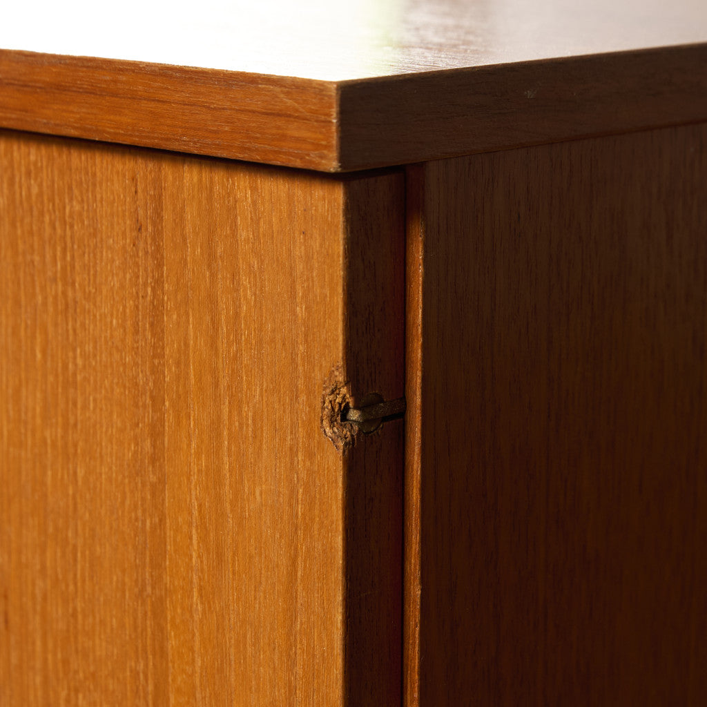 英国 ヴィンテージ キャビネット