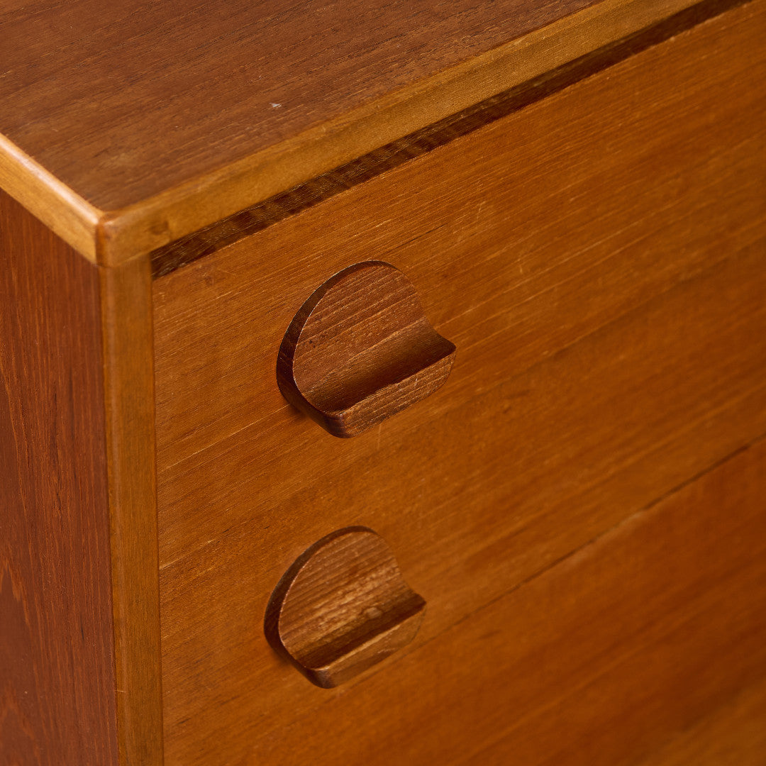 ヴィンテージ 4段 チェスト