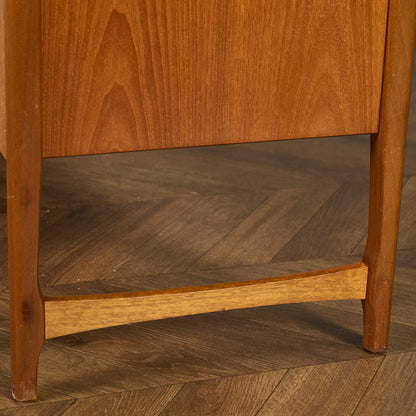 十字扉 ヴィンテージ サイドボード