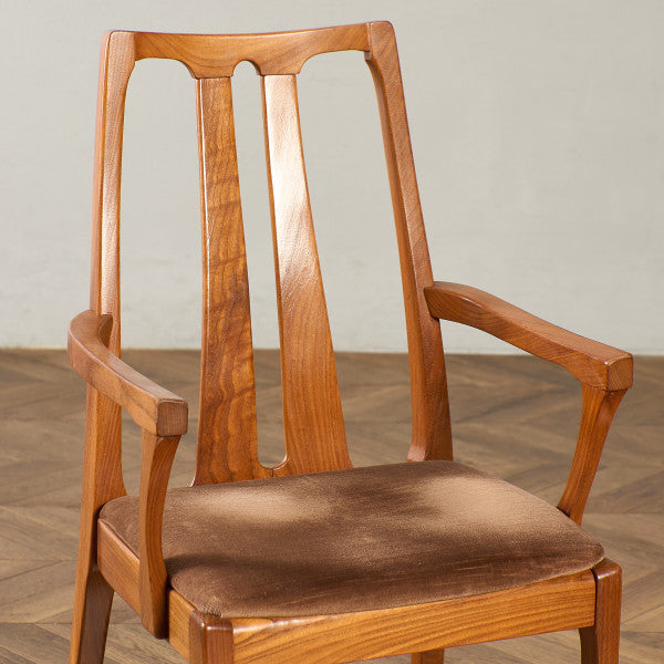 ダイニング アームチェア