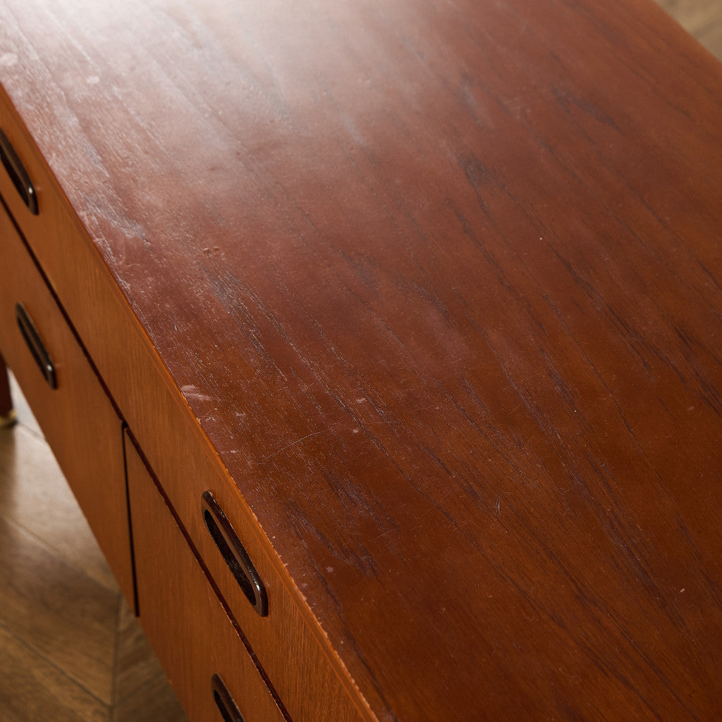 イギリス ヴィンテージ サイドボード ワイド チェスト