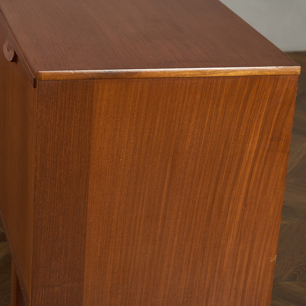 イギリス ヴィンテージ サイドボード カップボード