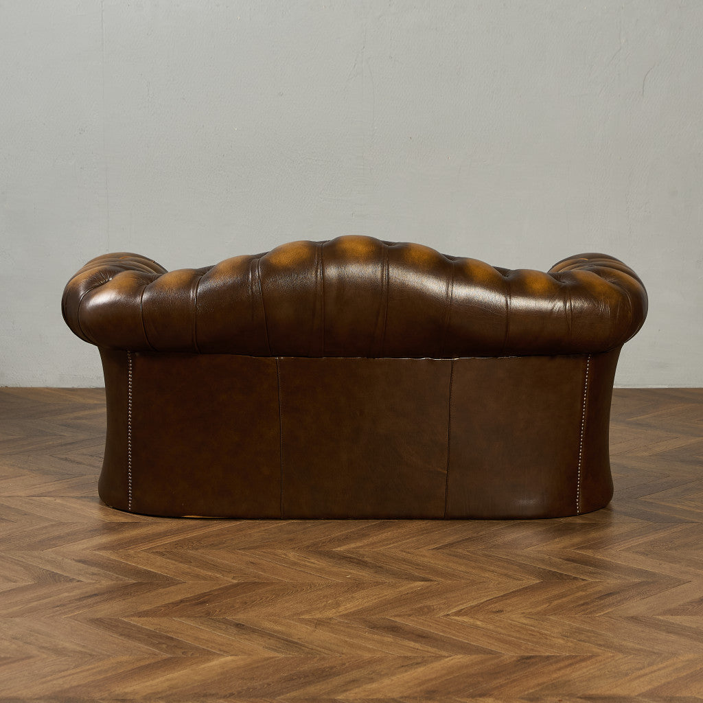 英国 クラシック チェスターフィールド ソファ