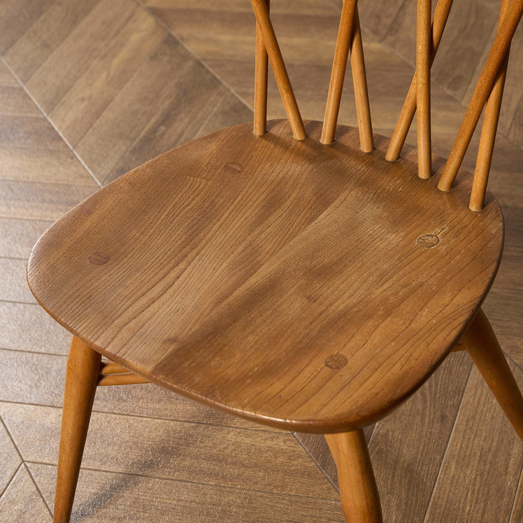 ラティスドチェア