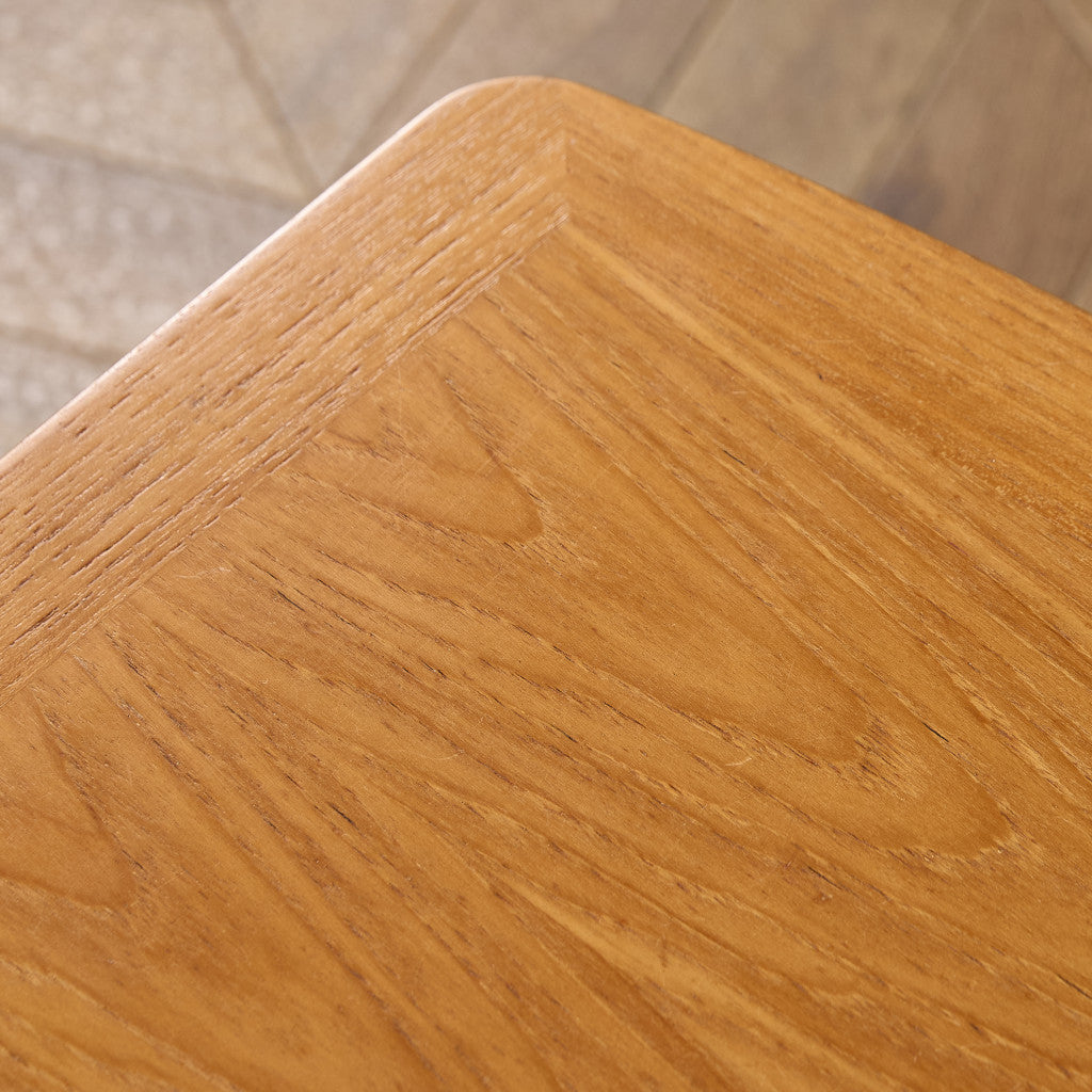 Burlington ネストテーブル