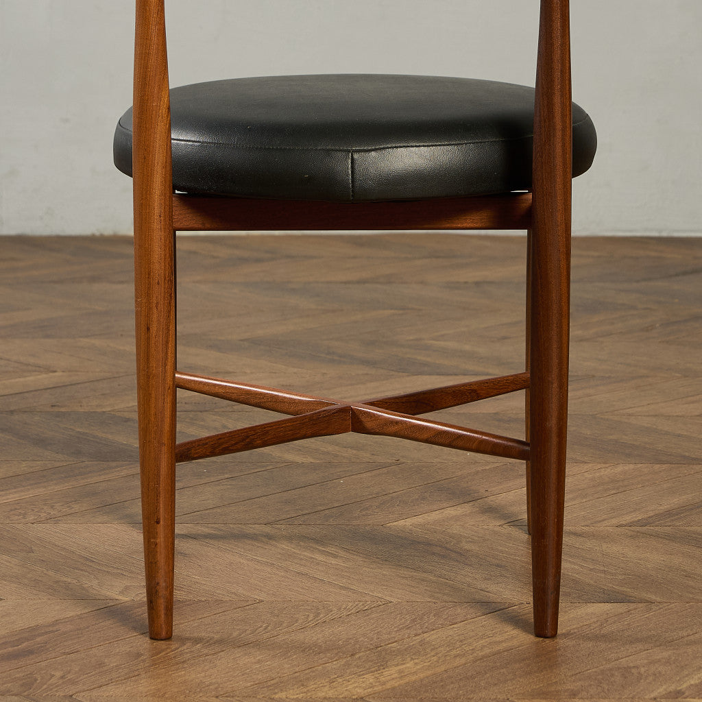 サーキュラーチェア