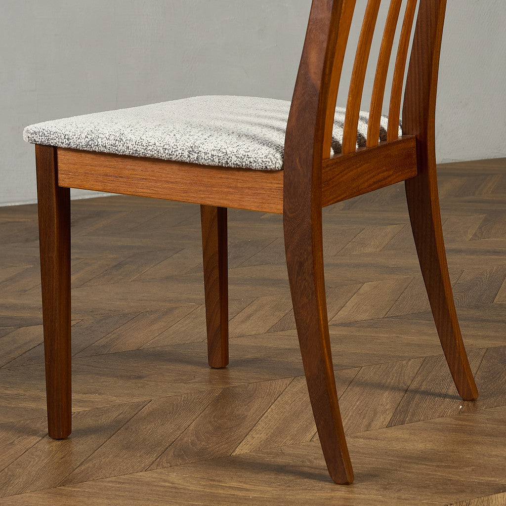 スラットバックチェア 座面張替え済み