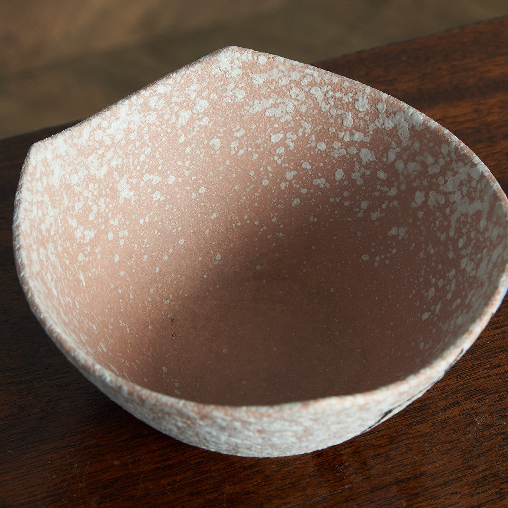 German Art Pottery ボウル