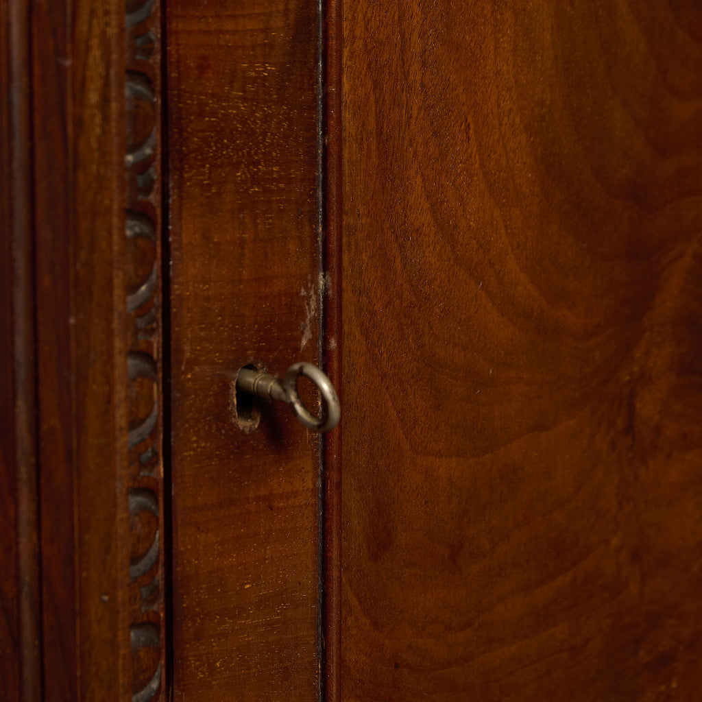 英国 クラシック ウォールナット サイドボード