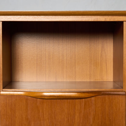 A Quinn (Sales) Ltd ヴィンテージ ウォールユニット