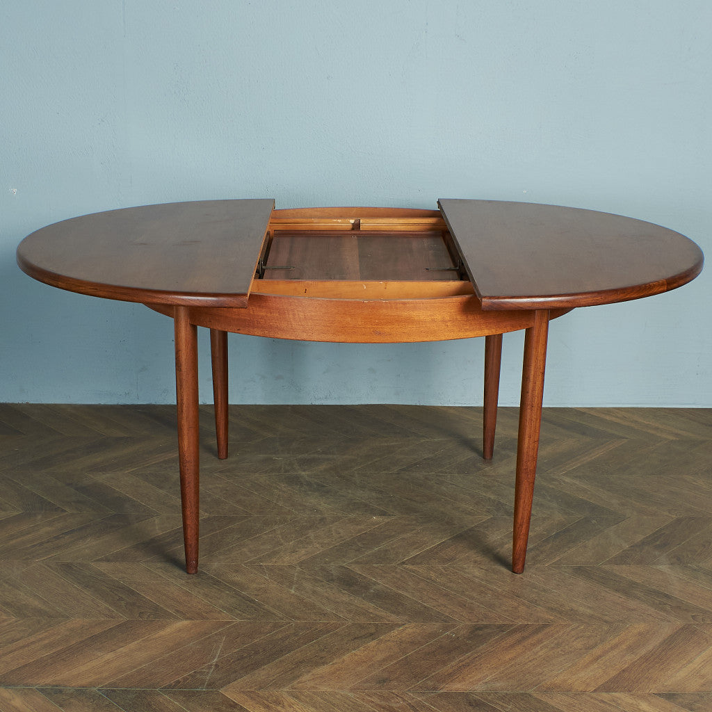 G-PLAN Extension Round Dining Table #72080