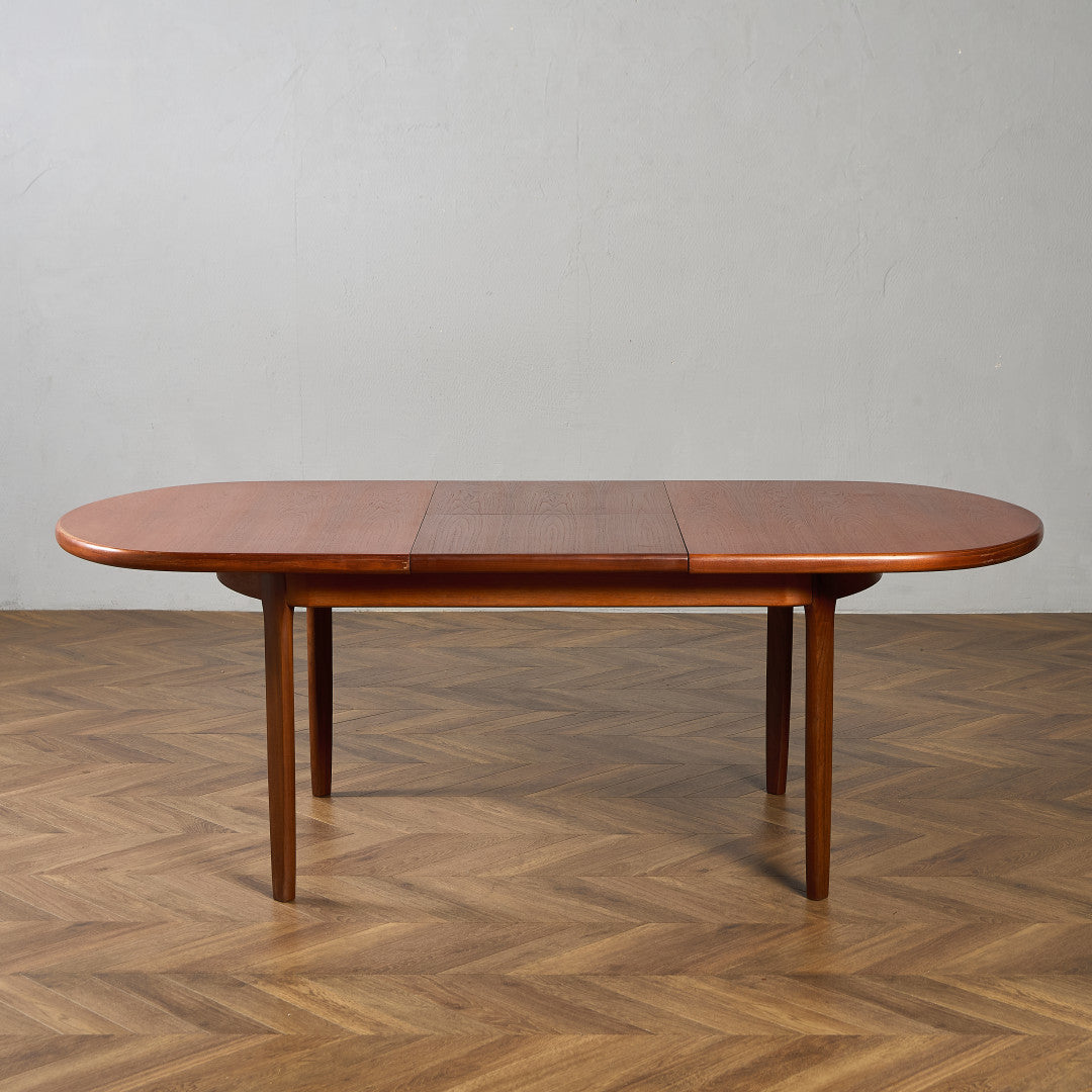 英国 ヴィンテージ オーバル ロング ダイニングテーブル