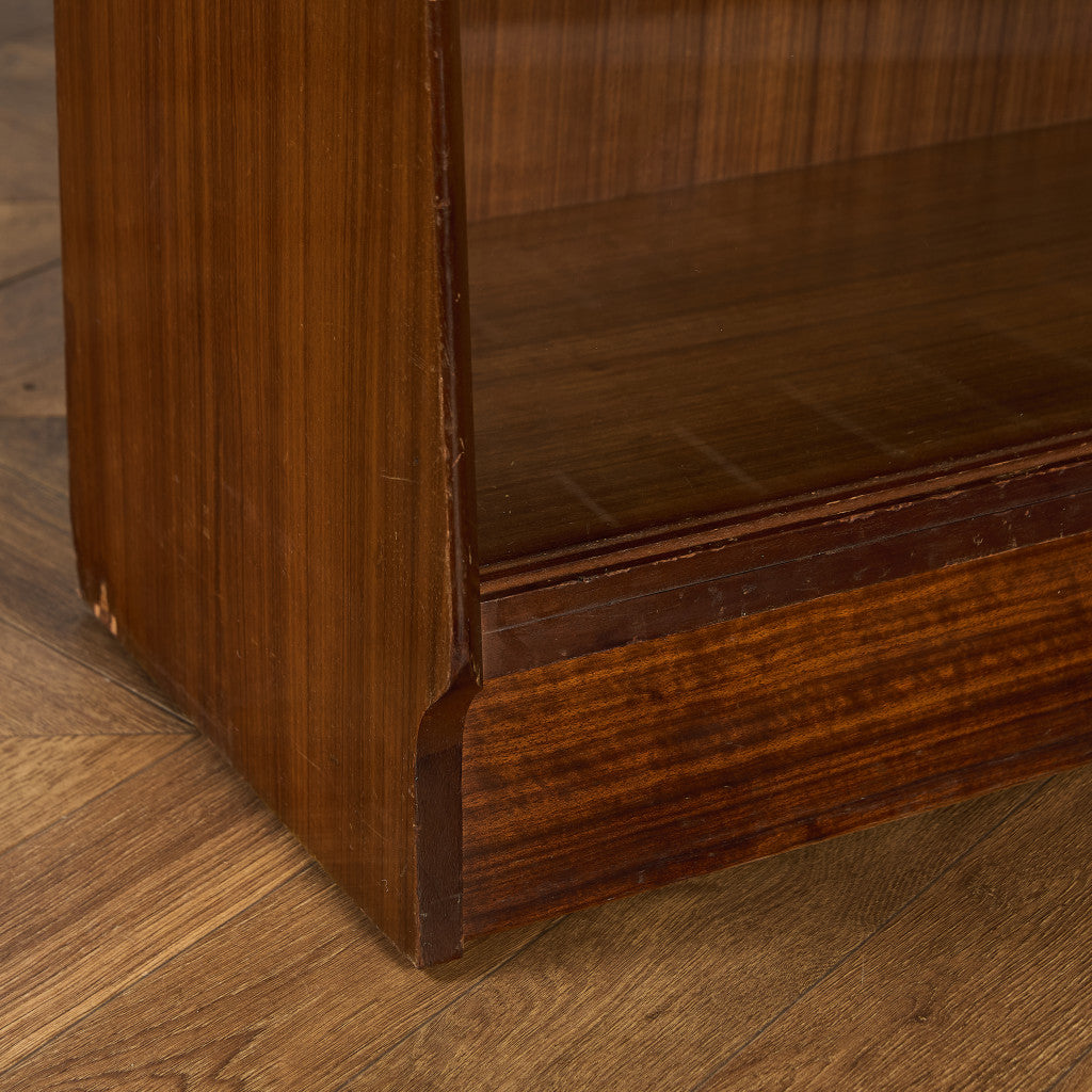 Brandon ヴィンテージ ガラスキャビネット