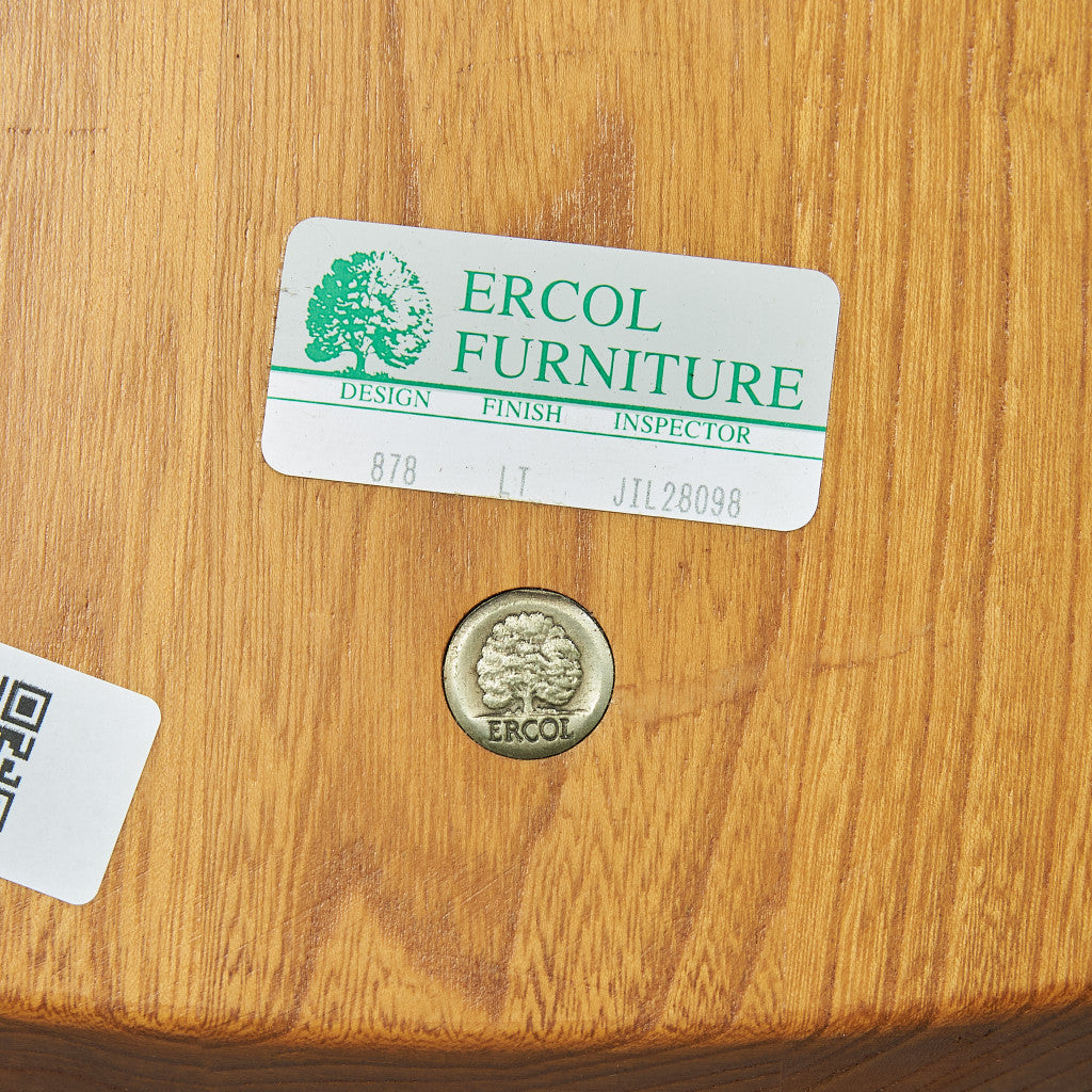 シスルバックチェア / ラウンドメタルラベル