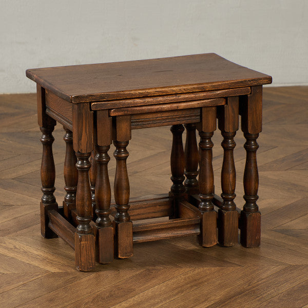 英国 クラシック オーク材 ネストテーブル