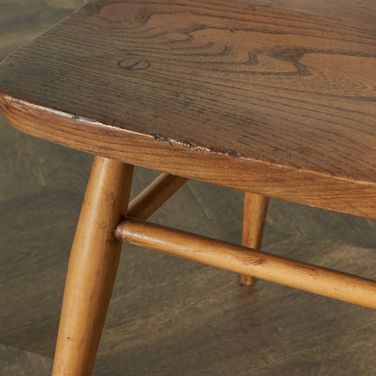 スティックバックチェア