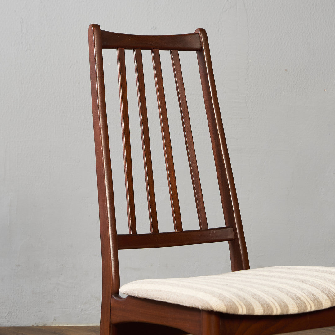 ヴィンテージ スラットバックチェア 座面張替え済み