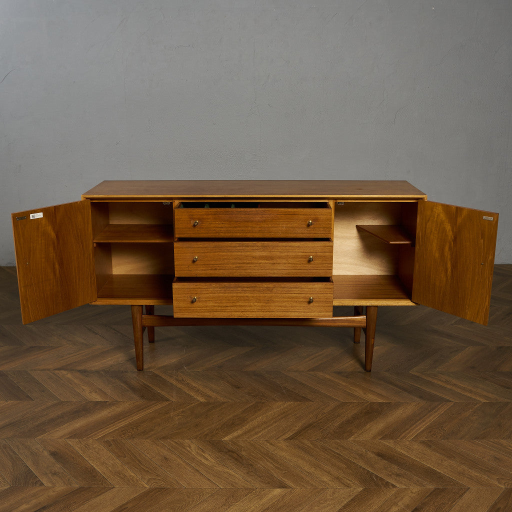 ゴードン・ラッセル GORDON RUSSELL – camori ヴィンテージ家具・北欧