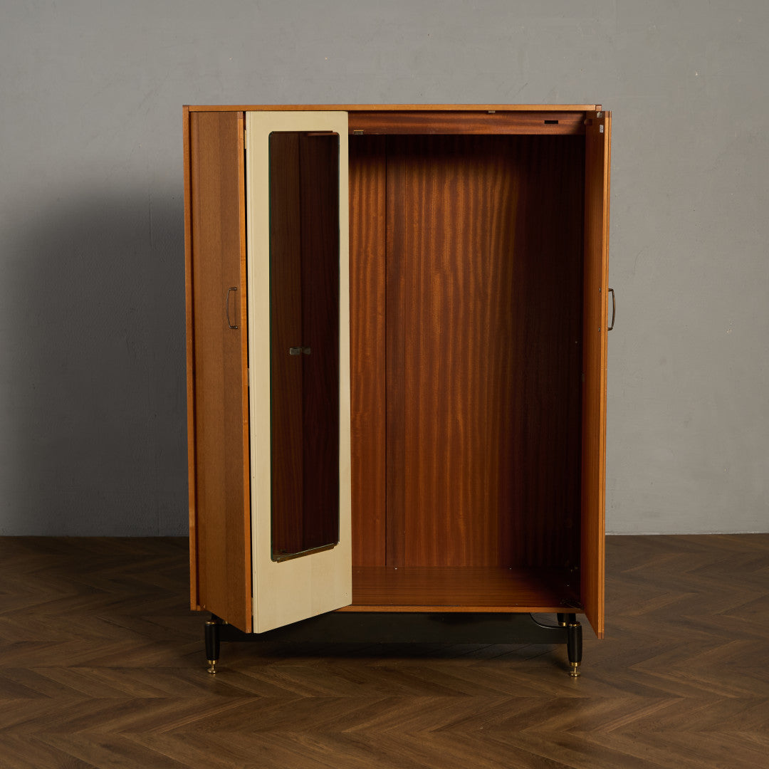 Chinese white ヴィンテージ 3ドア ワードローブ 初期ゴールドラベル