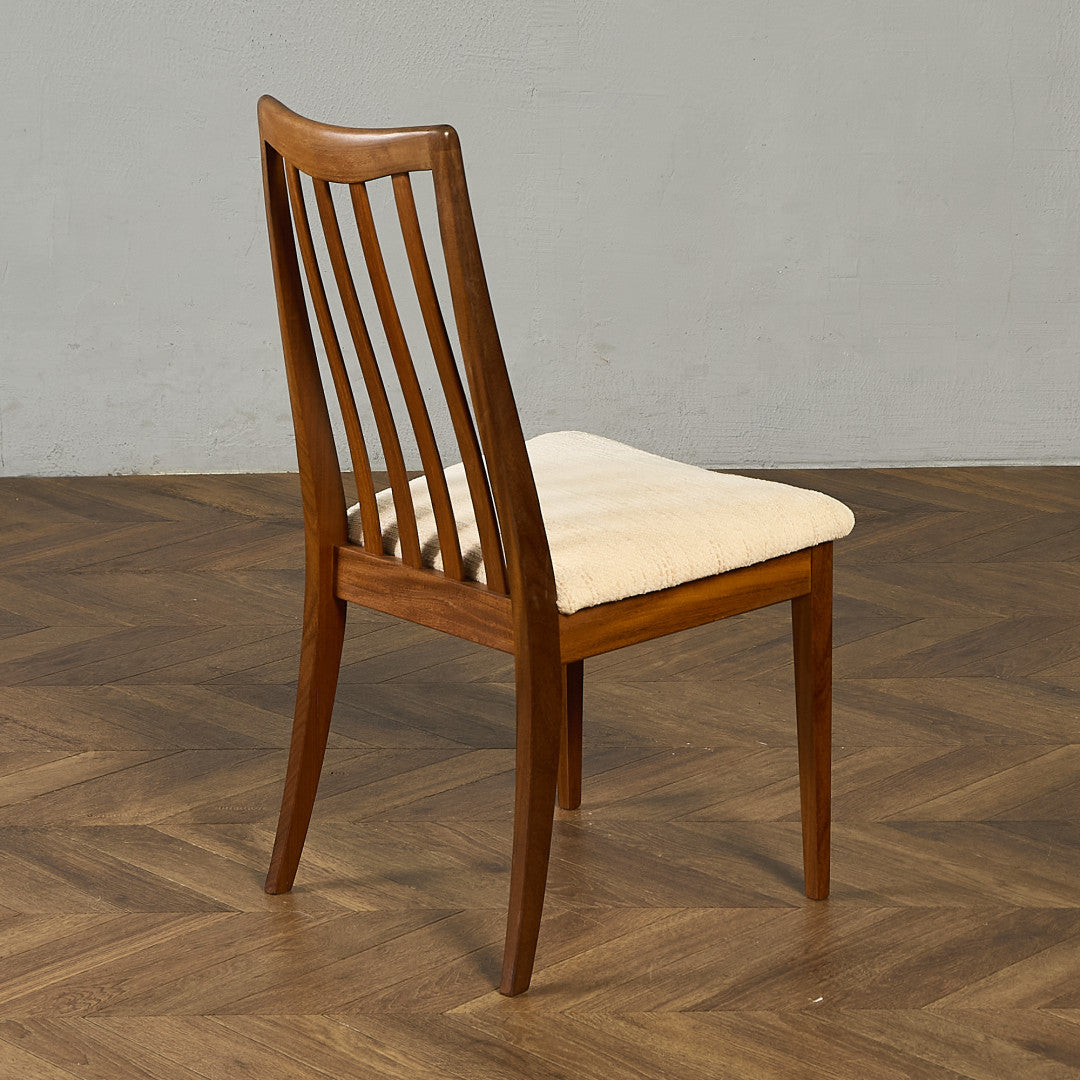 スラットバックチェア (4540)