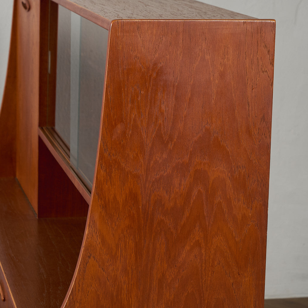 ヴィンテージ ハイ サイドボード