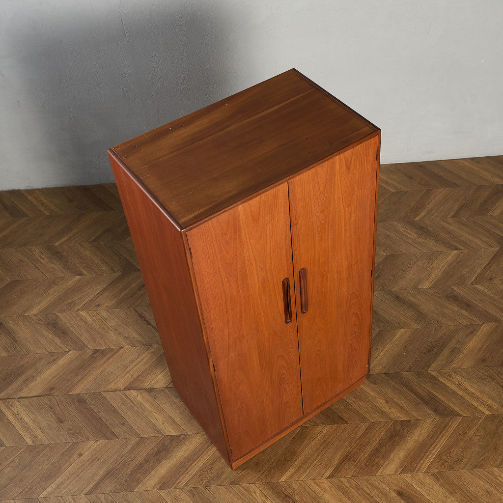 Fresco 2ドア ワードローブ (2100D)