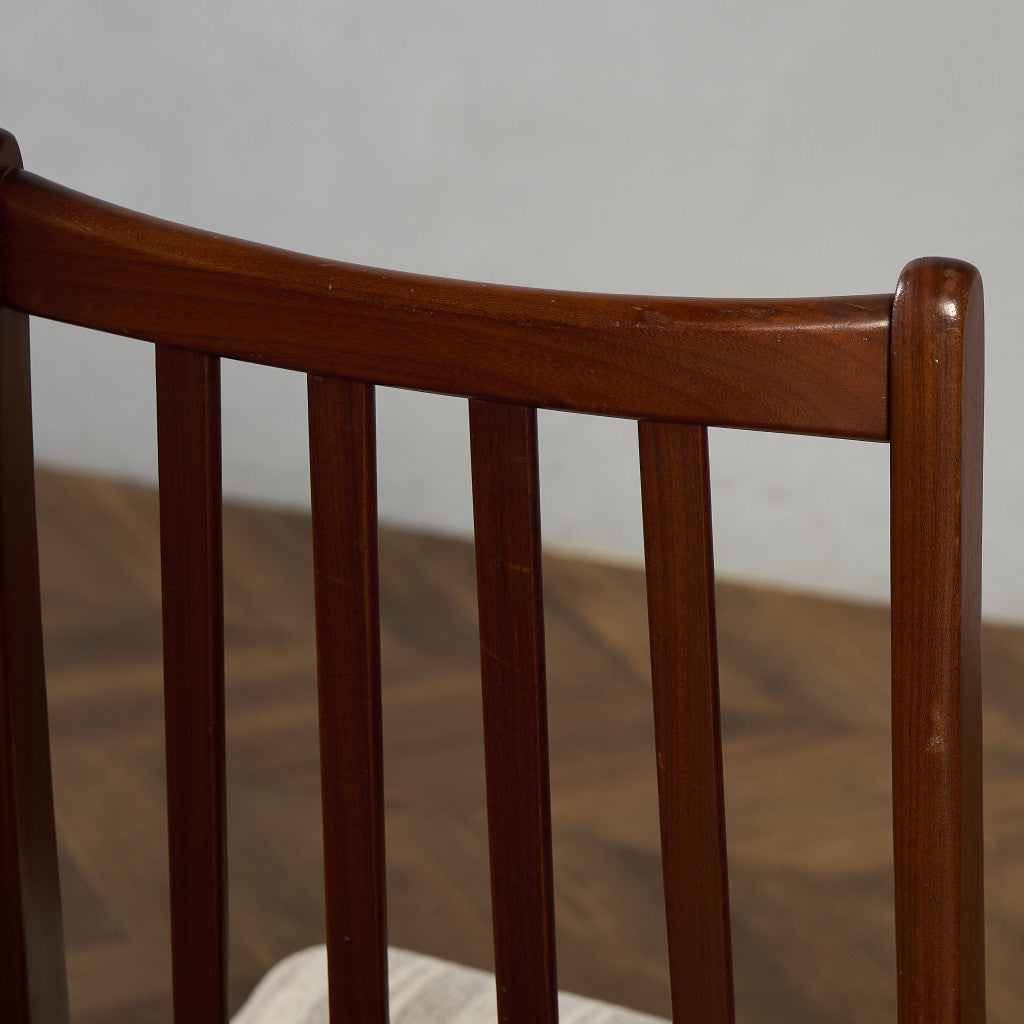 ヴィンテージ スラットバックチェア 座面張替え済み