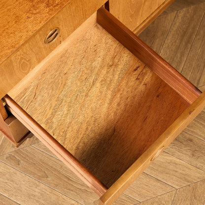 イギリス ヴィンテージ サイドボード