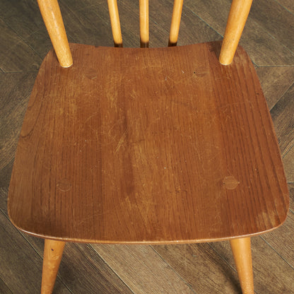 スティックバックチェア