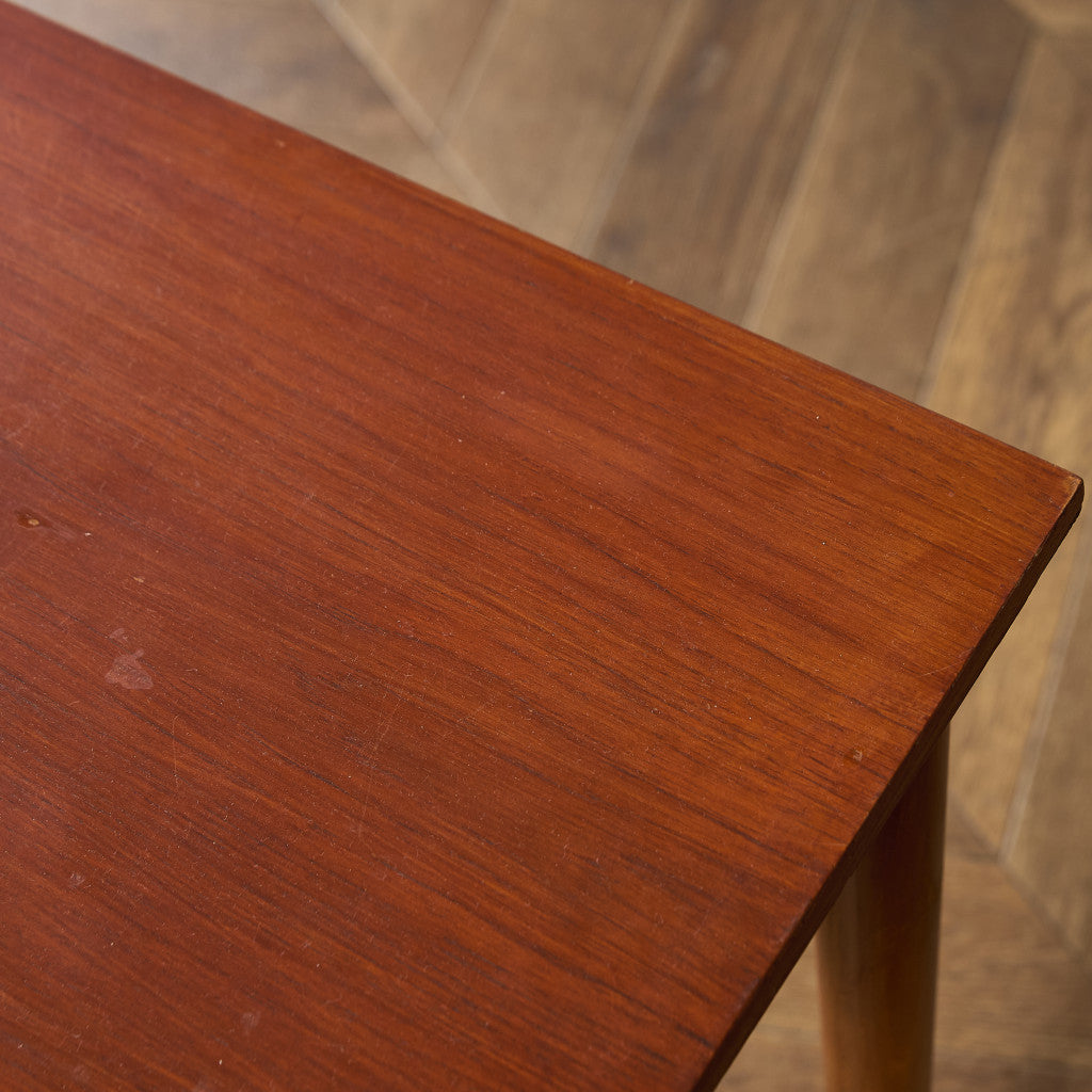 Novy Domov ヴィンテージ ネストテーブル