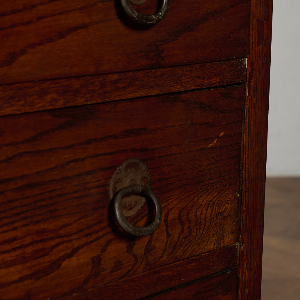 英国 クラシック オーク材 3段チェスト