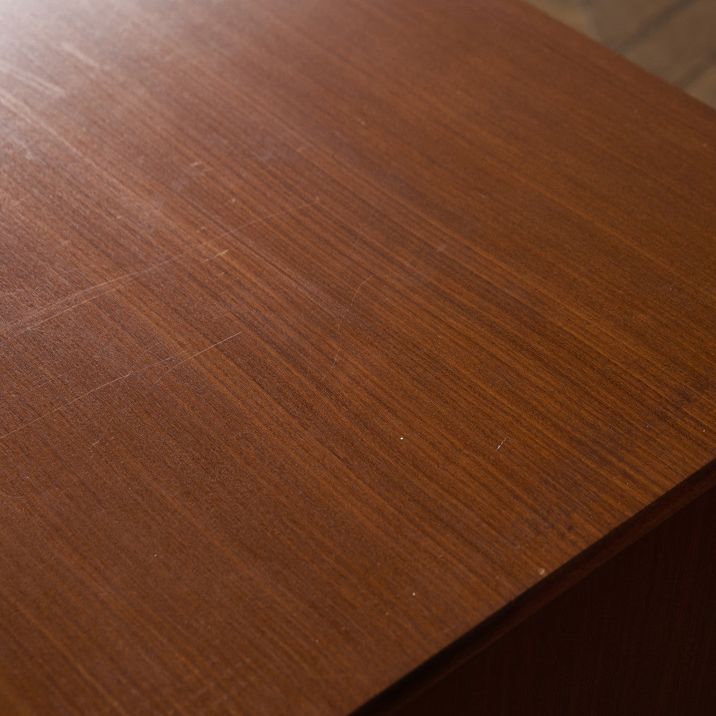 イギリス ヴィンテージ サイドボード カップボード