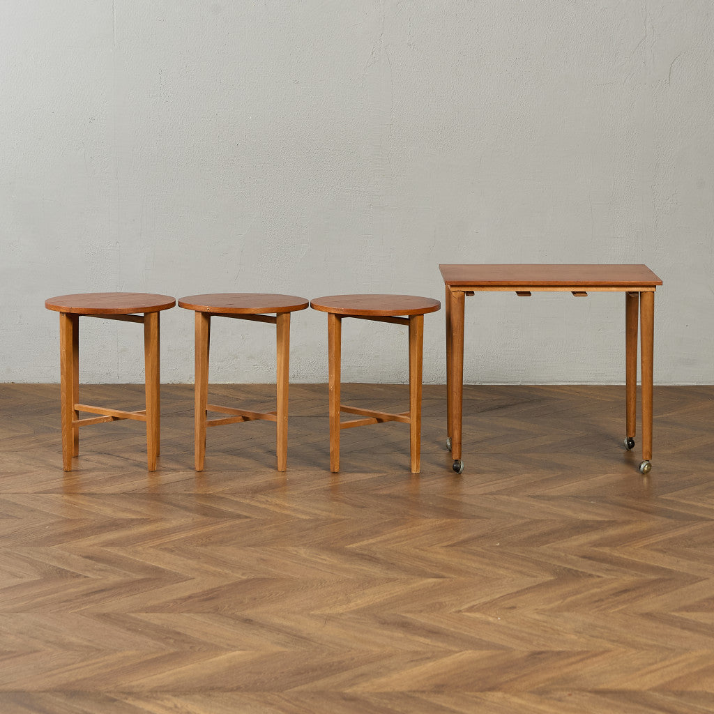 Novy Domov ヴィンテージ ネストテーブル