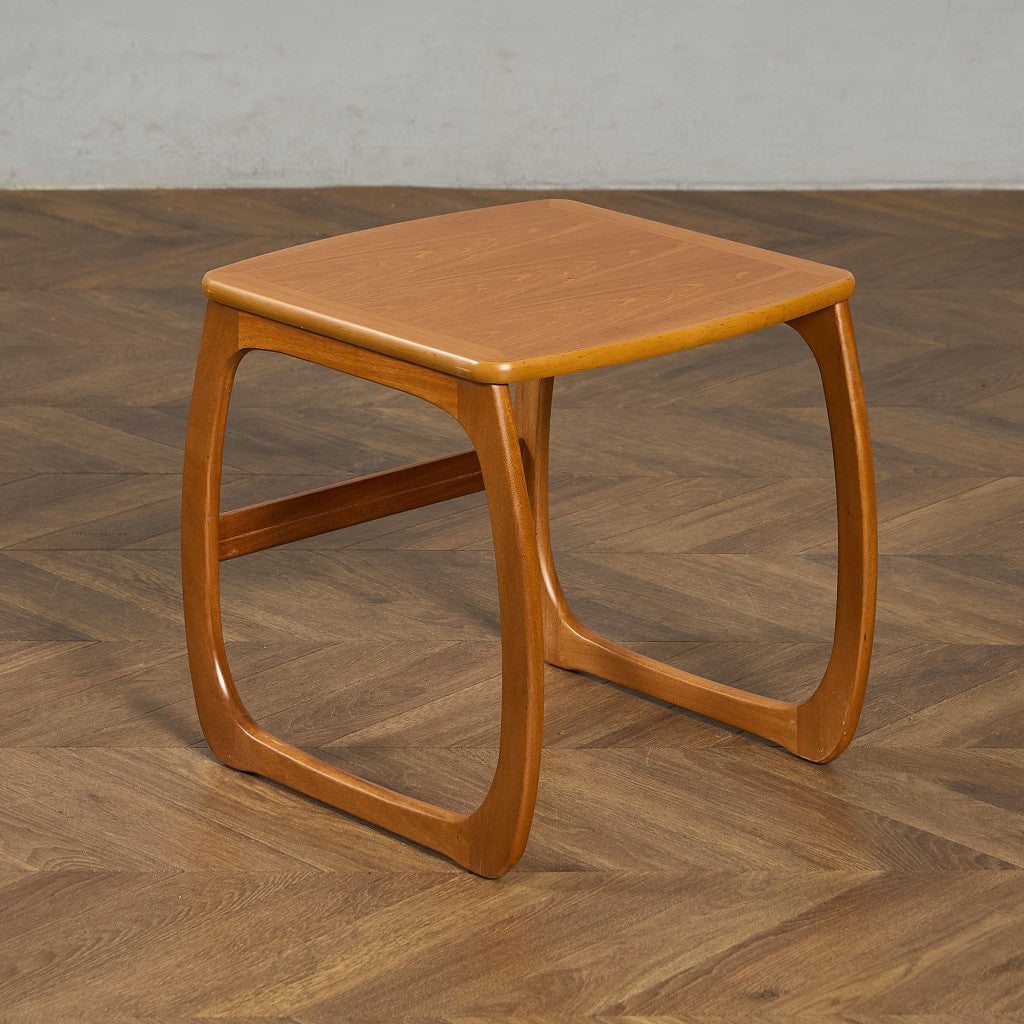 Burlington ネストテーブル