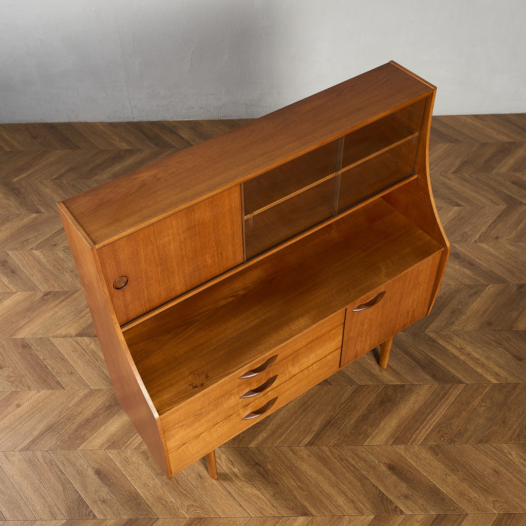 ヴィンテージ ハイ サイドボード