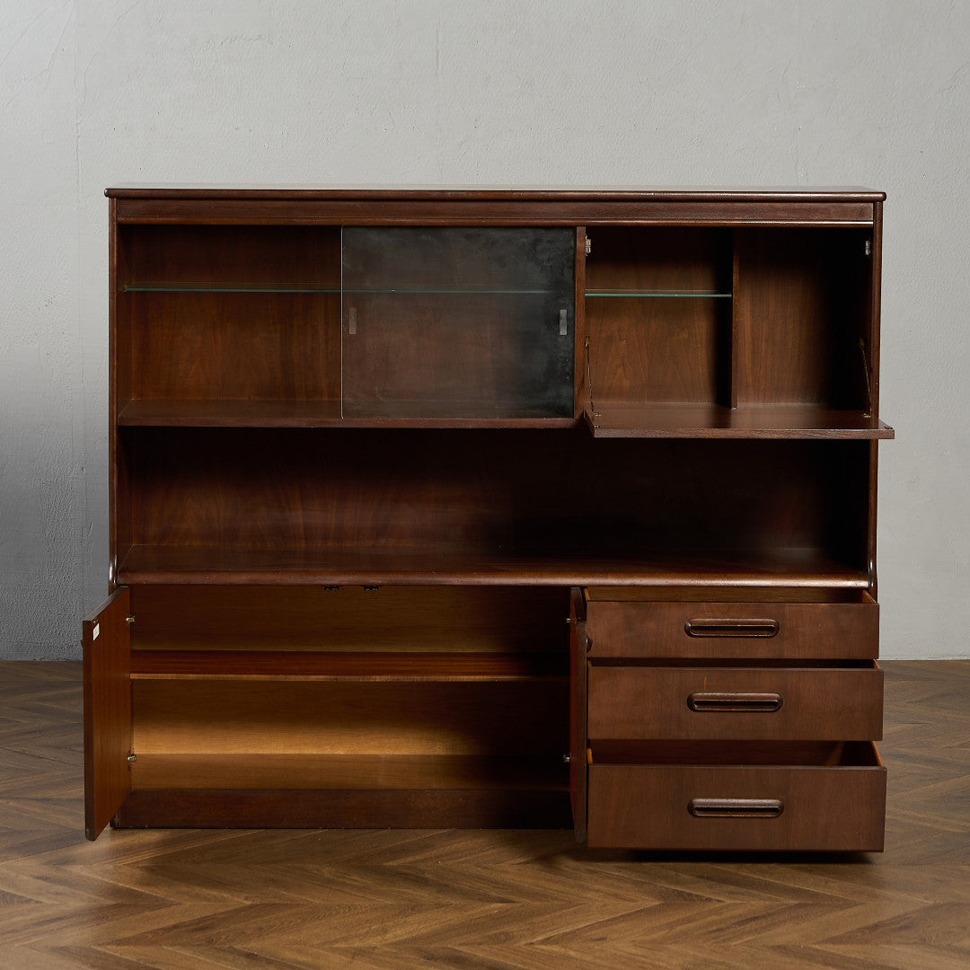 英国 ヴィンテージ カップボード