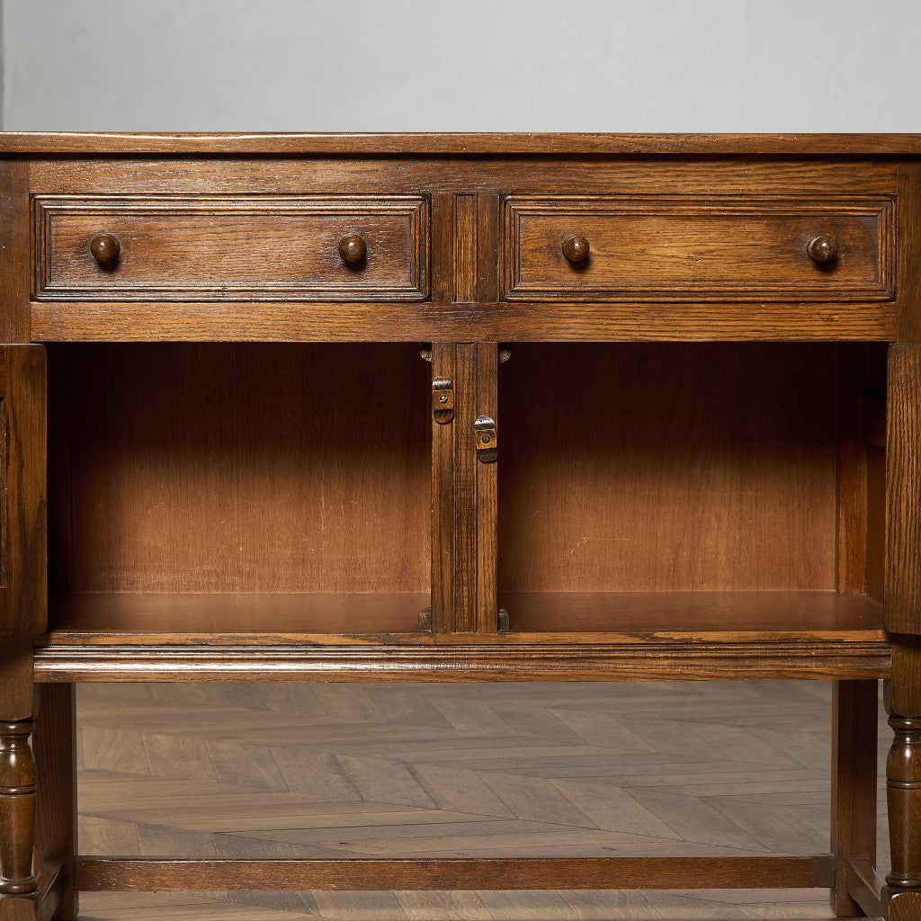 英国 クラシック 拡張天板付き サイドボード